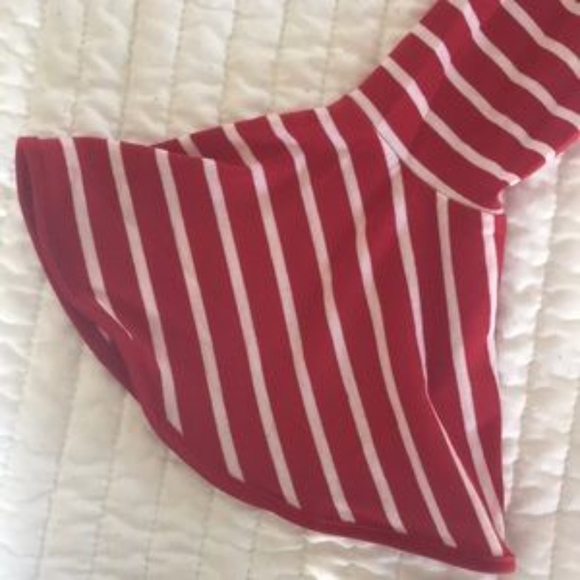 New Sizes Long Ruffled Sleeve Striped Blouse - Picture 3 of 8